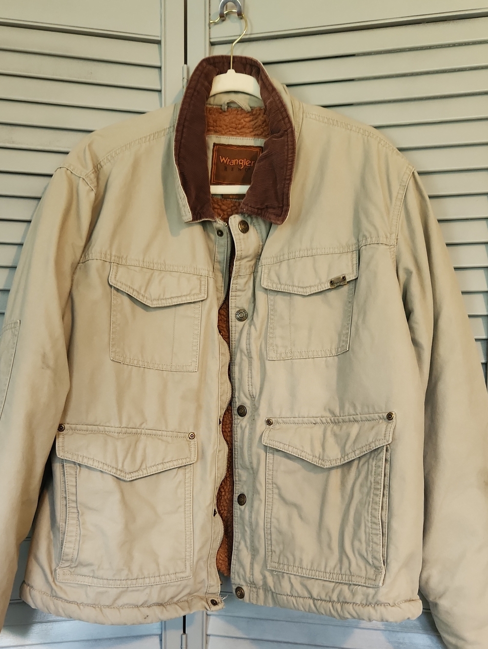 Wrangler Hero Chore Barn Coat Khaki w/ brown Sherpa Corduroy Collar Mult Pockets